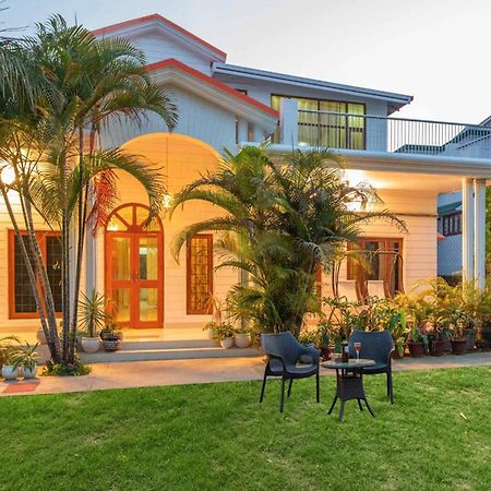 Stayvista At Dusk & Dawn Dehradun Exterior photo